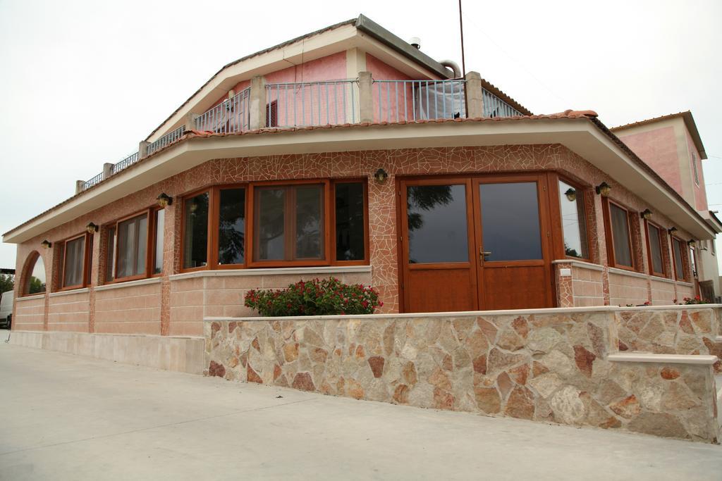Вилла Agriturismo Il Mulino Тринитаполи Номер фото